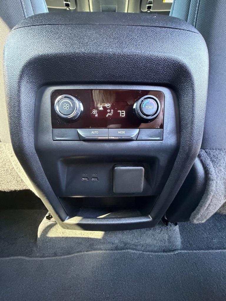Chevrolet Traverse photo 20