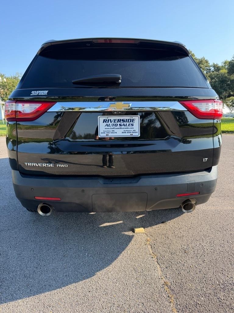 Chevrolet Traverse photo 5
