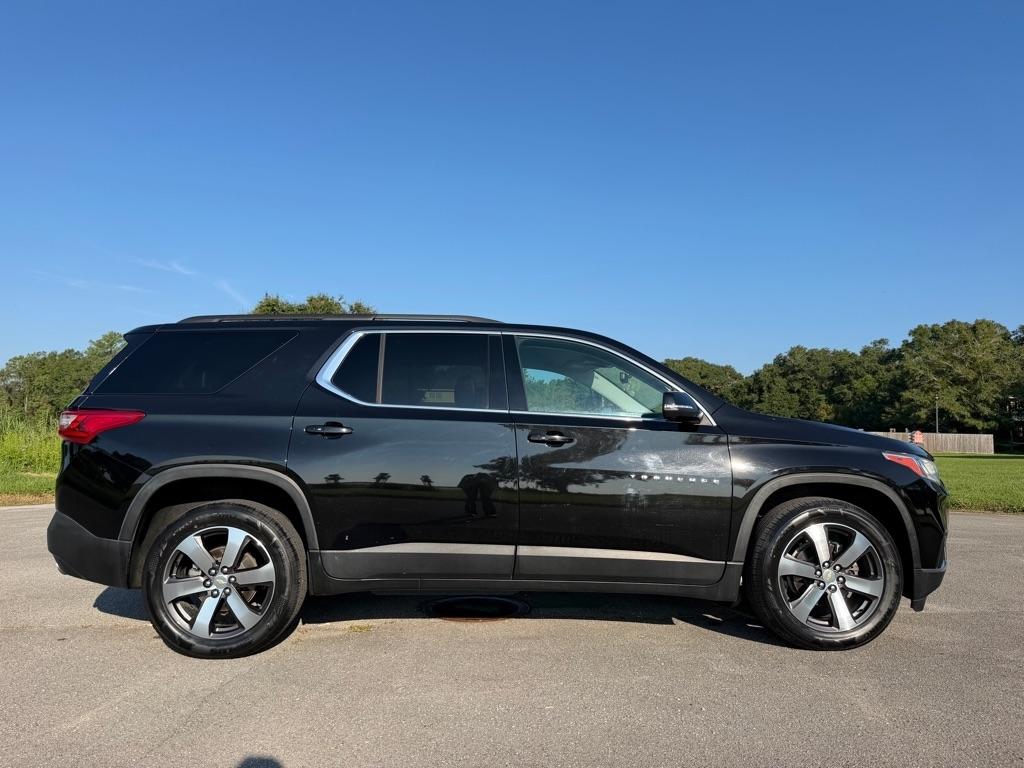 Chevrolet Traverse photo 7