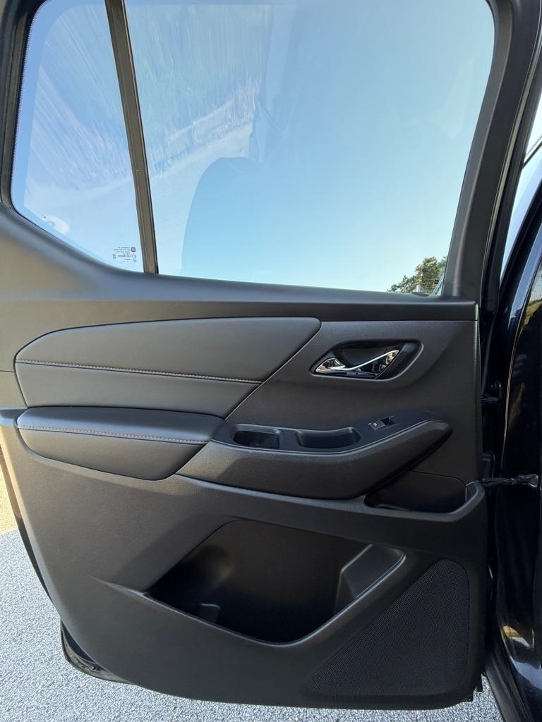 Chevrolet Traverse photo 12