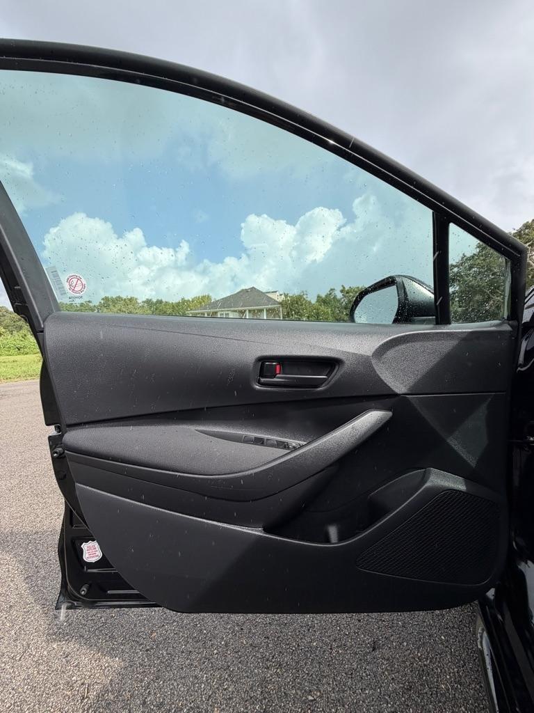Toyota Corolla LE CVT (Natl) 2025