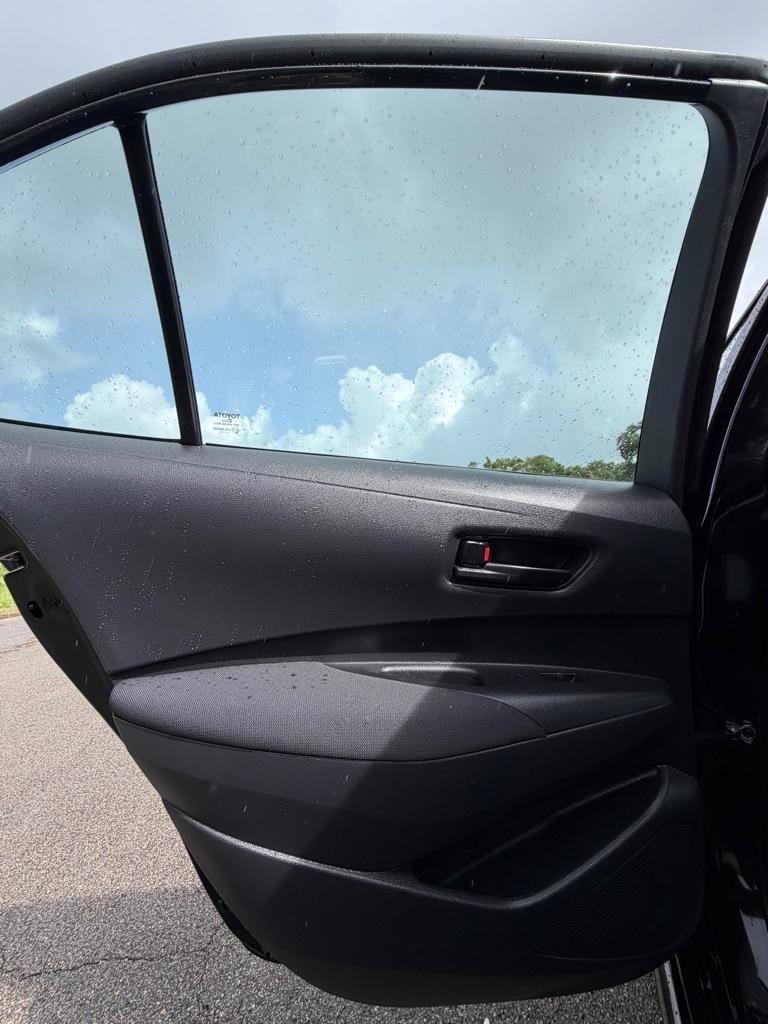 Toyota Corolla LE CVT (Natl) 2025