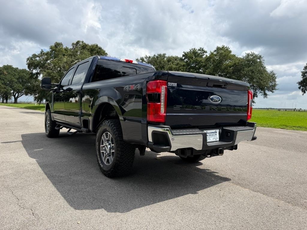 Ford Super Duty F-250 SRW Lariat 4WD Crew Cab 6.75' Box 2024
