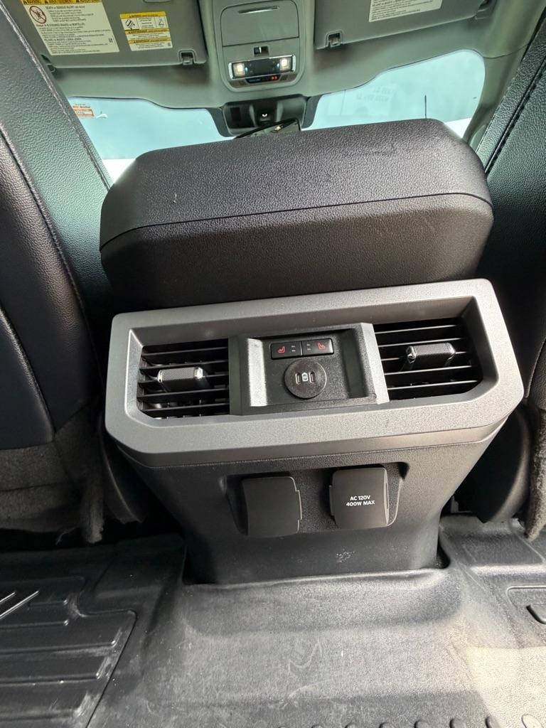 Ford Super Duty F-250 SRW Lariat 4WD Crew Cab 6.75' Box 2024