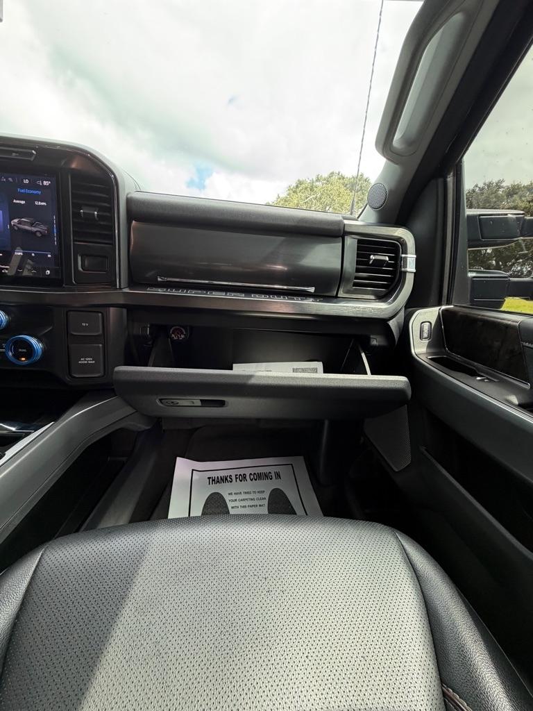 Ford Super Duty F-250 SRW Lariat 4WD Crew Cab 6.75' Box 2024