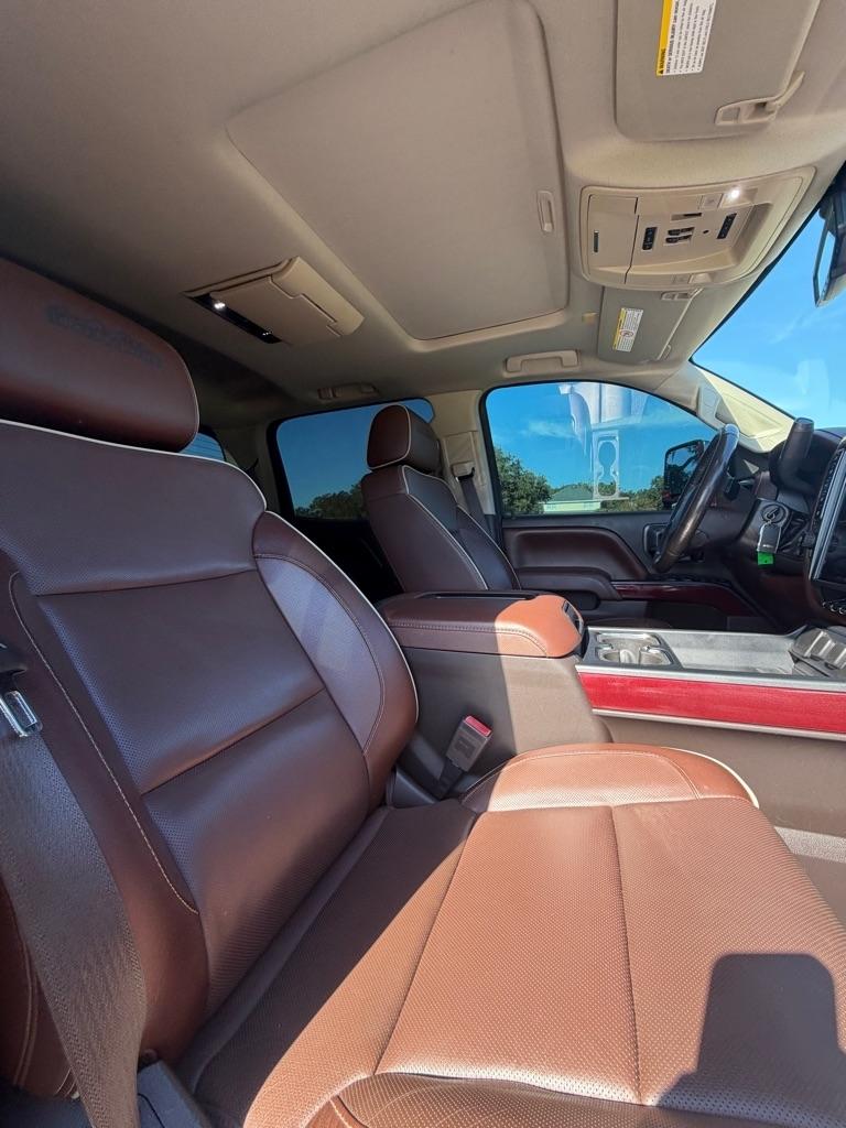Chevrolet Silverado 2500HD 4WD Crew Cab 153.7" High Country 2016