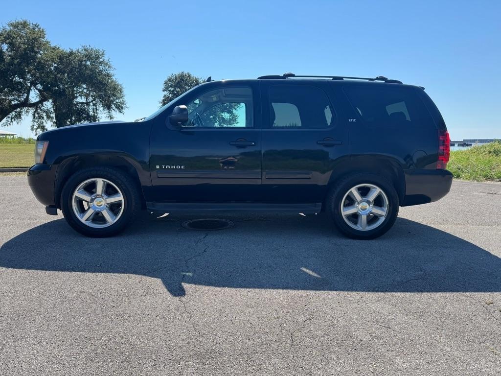 Chevrolet Tahoe 2WD 4dr 1500 LTZ 2007