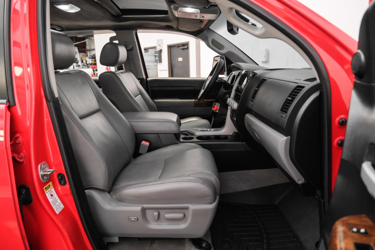 2010 Toyota Tundra CrewMax photo 33