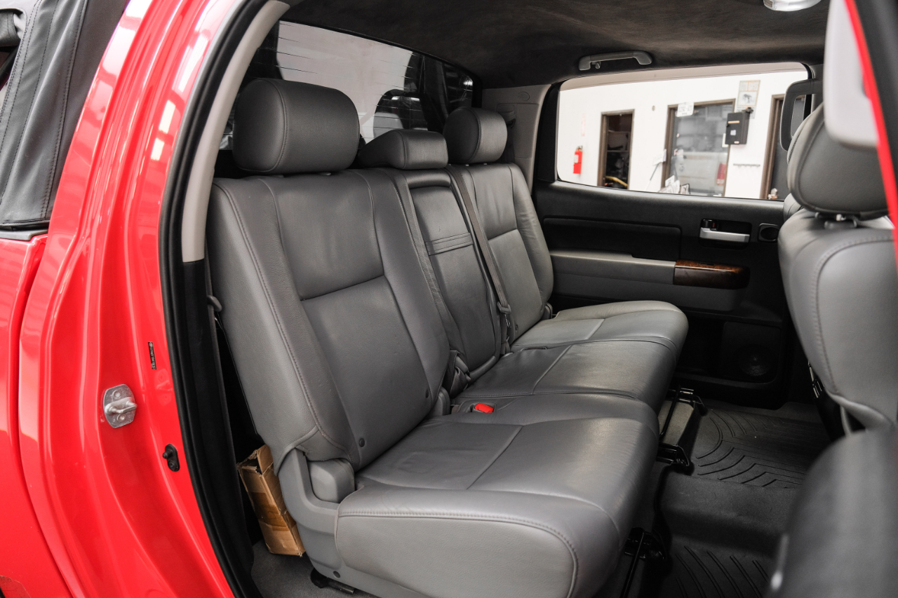 2010 Toyota Tundra CrewMax photo 35