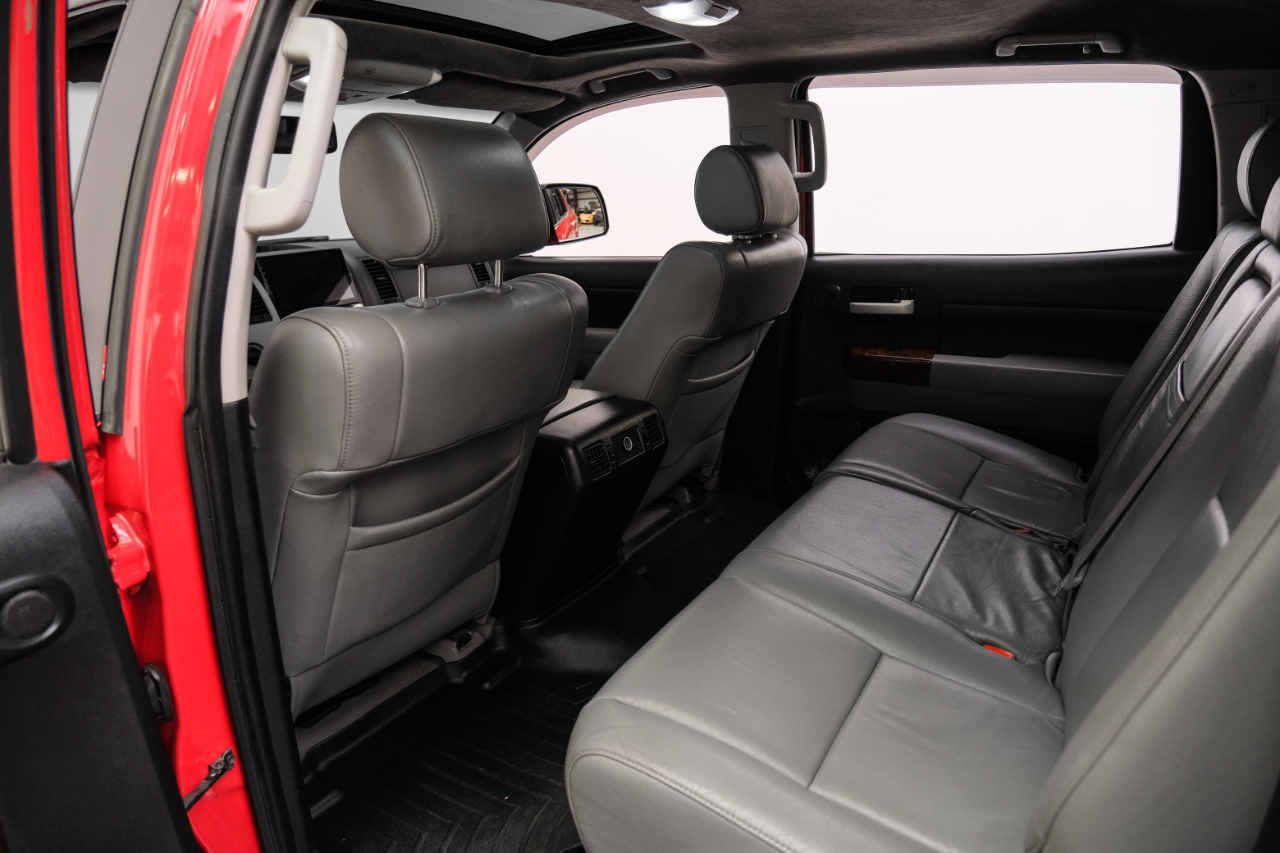 2010 Toyota Tundra CrewMax photo 37