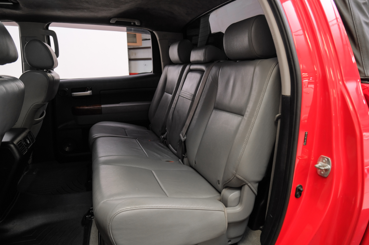 2010 Toyota Tundra CrewMax photo 38