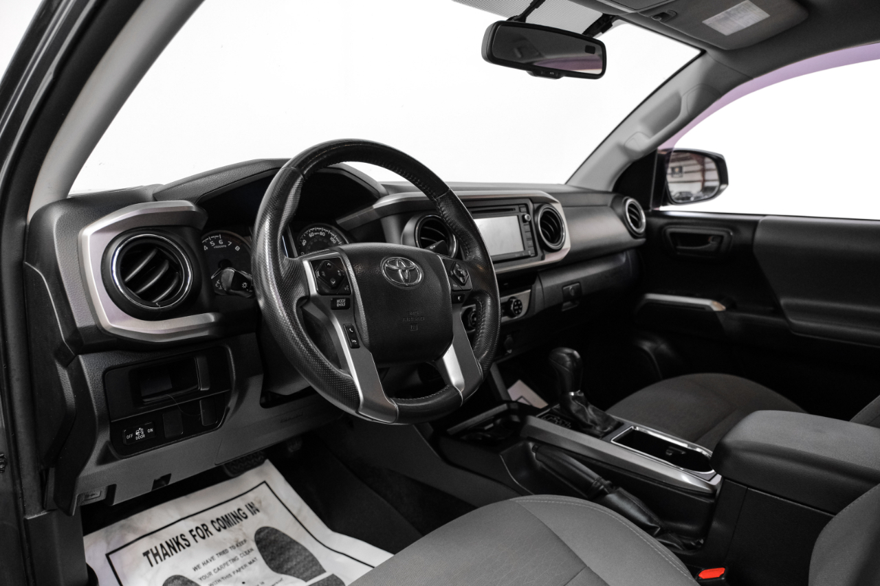 2017 Toyota Tacoma SR5 Sport TRD Pro photo 3