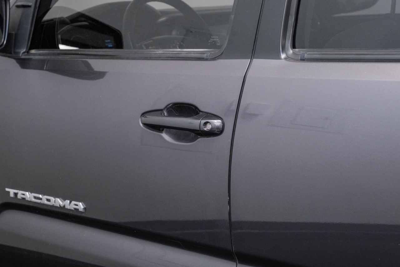 2017 Toyota Tacoma SR5 Sport TRD Pro photo 32