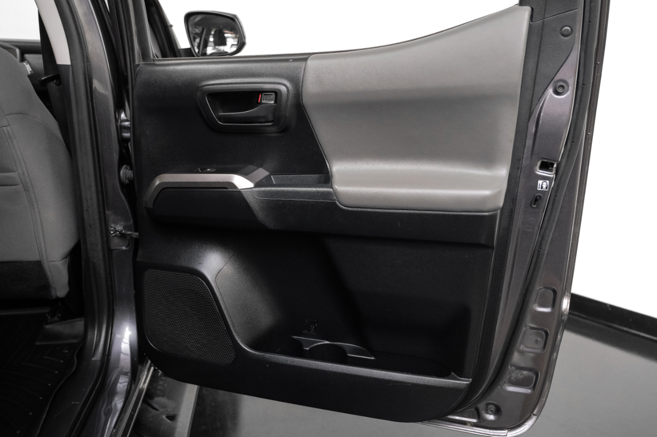2017 Toyota Tacoma SR5 Sport TRD Pro photo 38