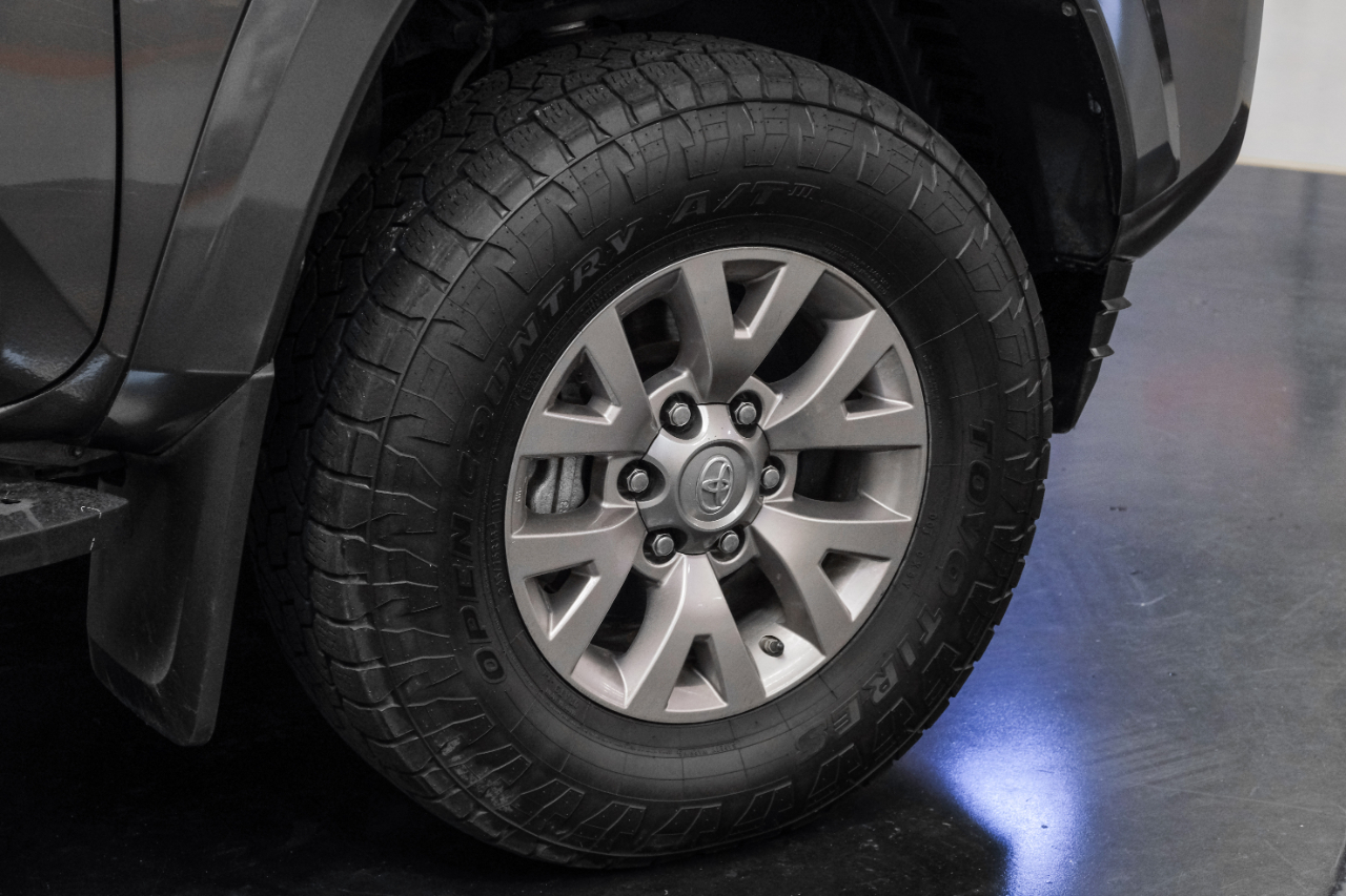 2017 Toyota Tacoma SR5 Sport TRD Pro photo 45