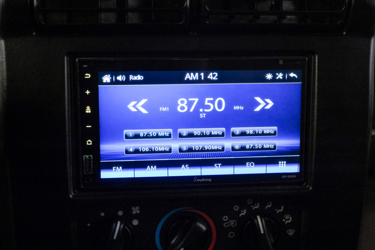 2004 Jeep Wrangler Two-Door Sahara photo 21