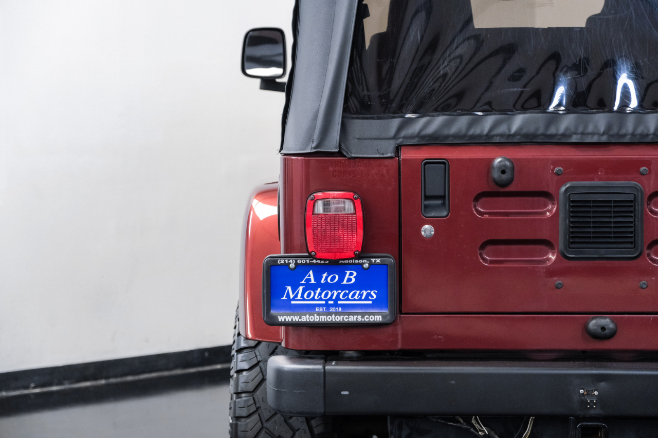 2004 Jeep Wrangler Two-Door Sahara photo 35