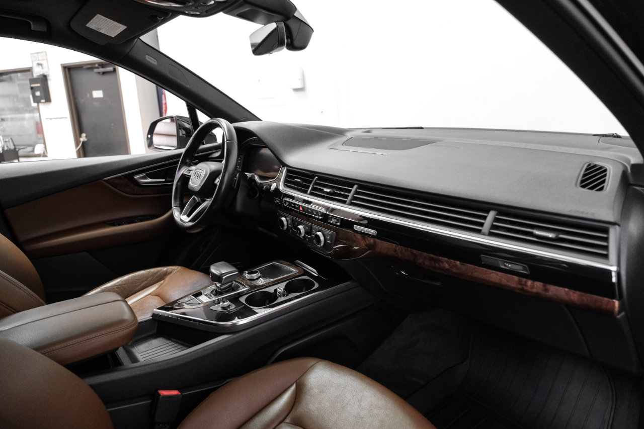 2017 Audi Q7 3.0 Premium Plus photo 11