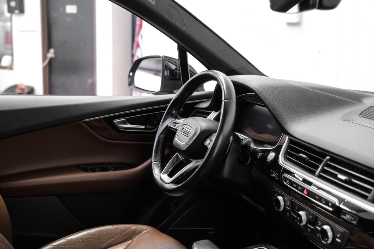2017 Audi Q7 3.0 Premium Plus photo 13