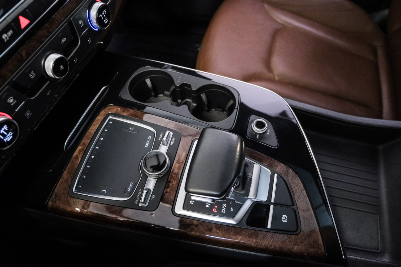 2017 Audi Q7 3.0 Premium Plus photo 24