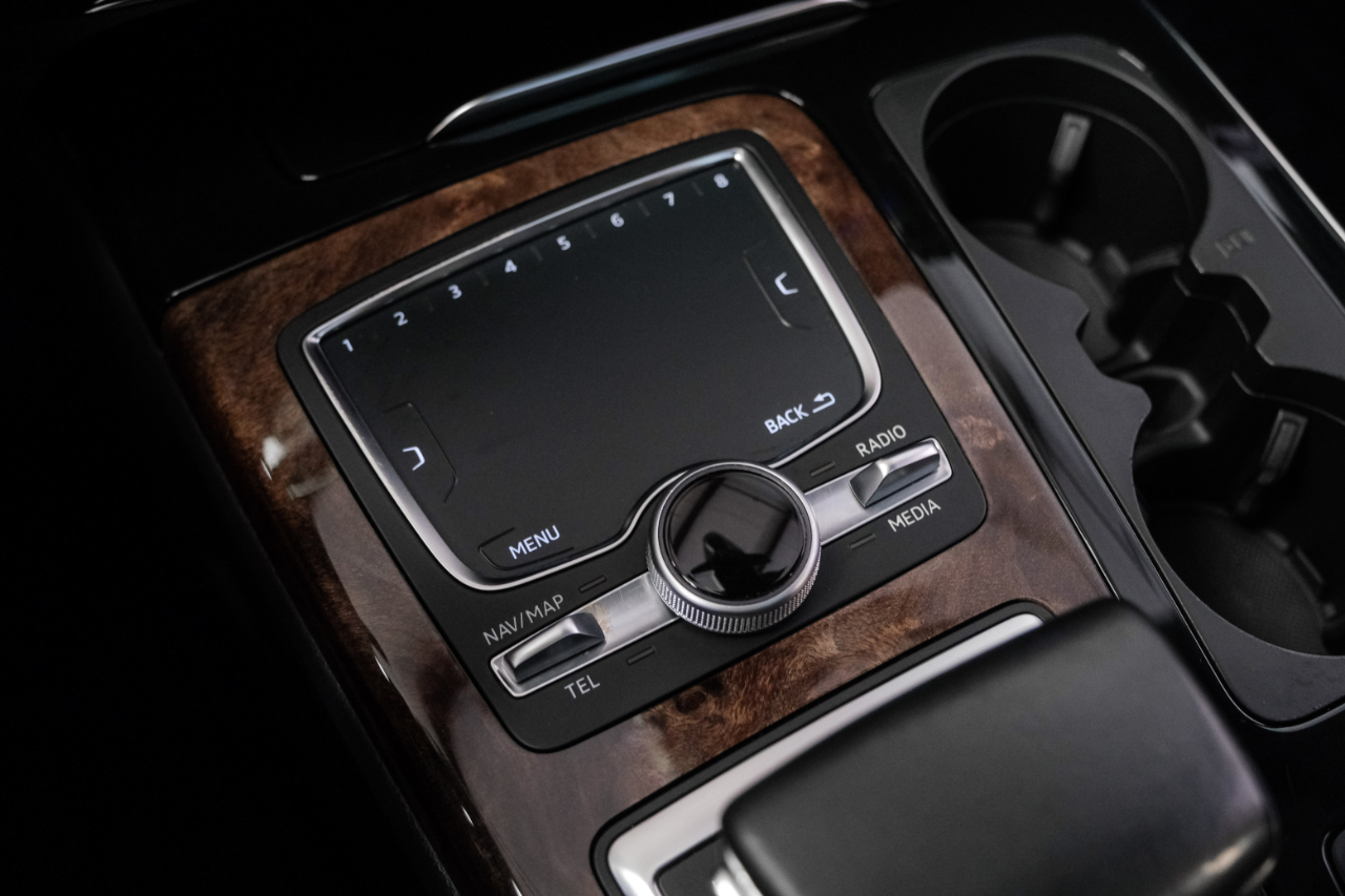 2017 Audi Q7 3.0 Premium Plus photo 25