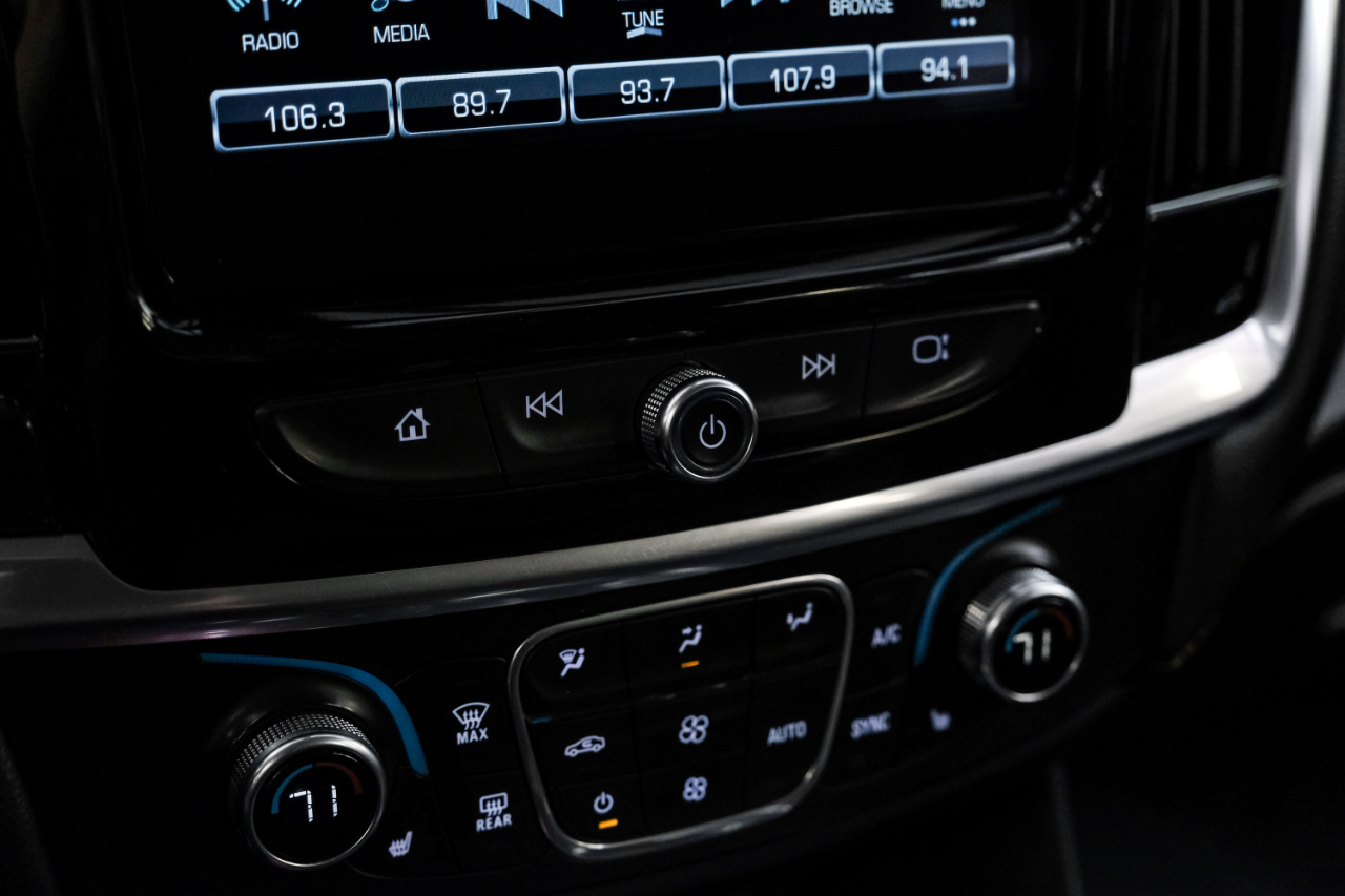 Chevrolet Traverse FWD 4dr LT Cloth w/1LT 2019