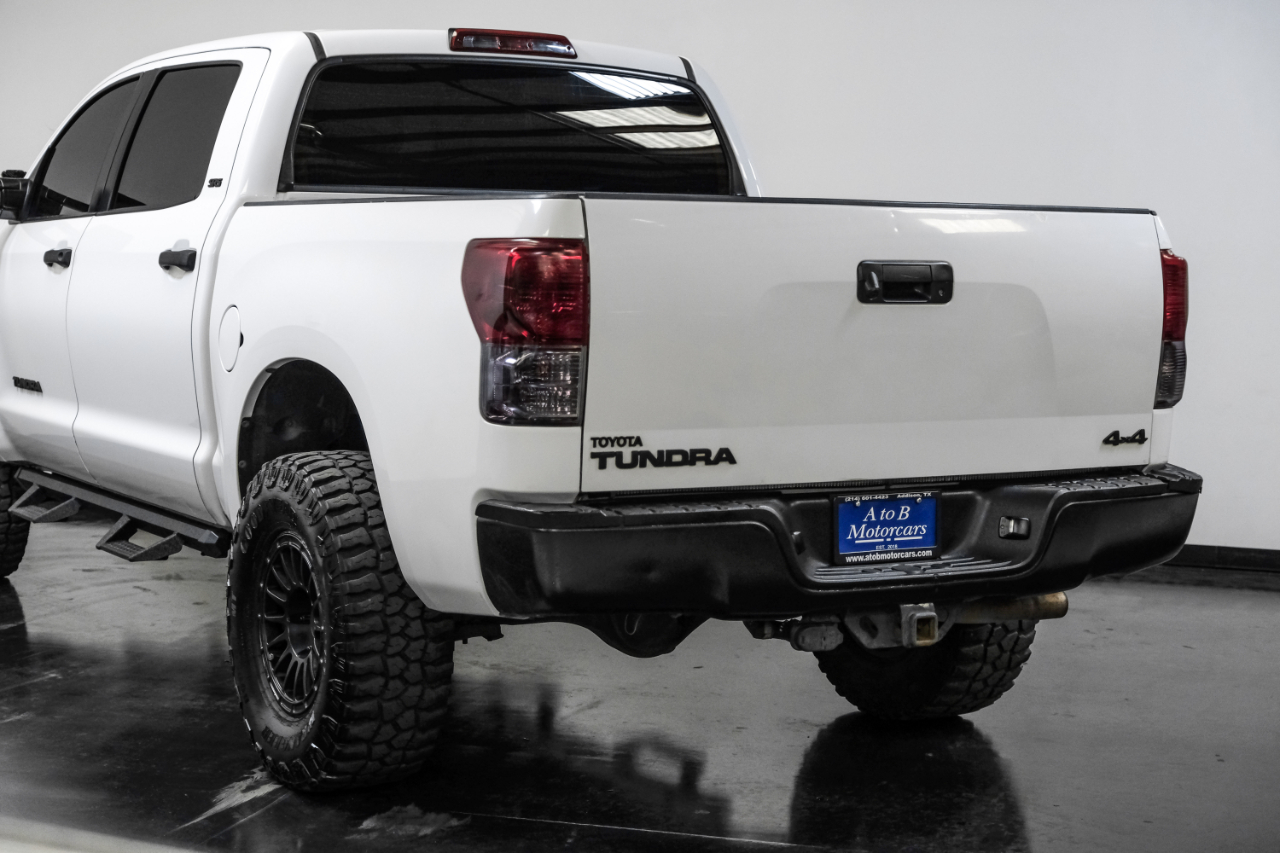 Toyota Tundra 4WD Truck CrewMax 5.7L FFV V8 6-Spd AT (Natl) 2010