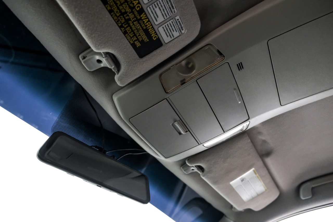 Toyota Tundra 4WD Truck CrewMax 5.7L FFV V8 6-Spd AT (Natl) 2010