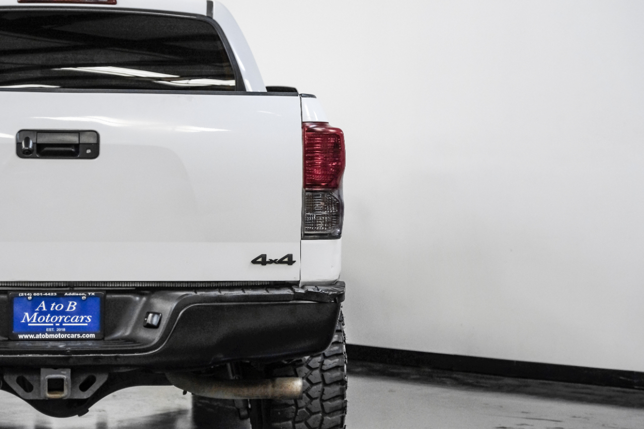 Toyota Tundra 4WD Truck CrewMax 5.7L FFV V8 6-Spd AT (Natl) 2010