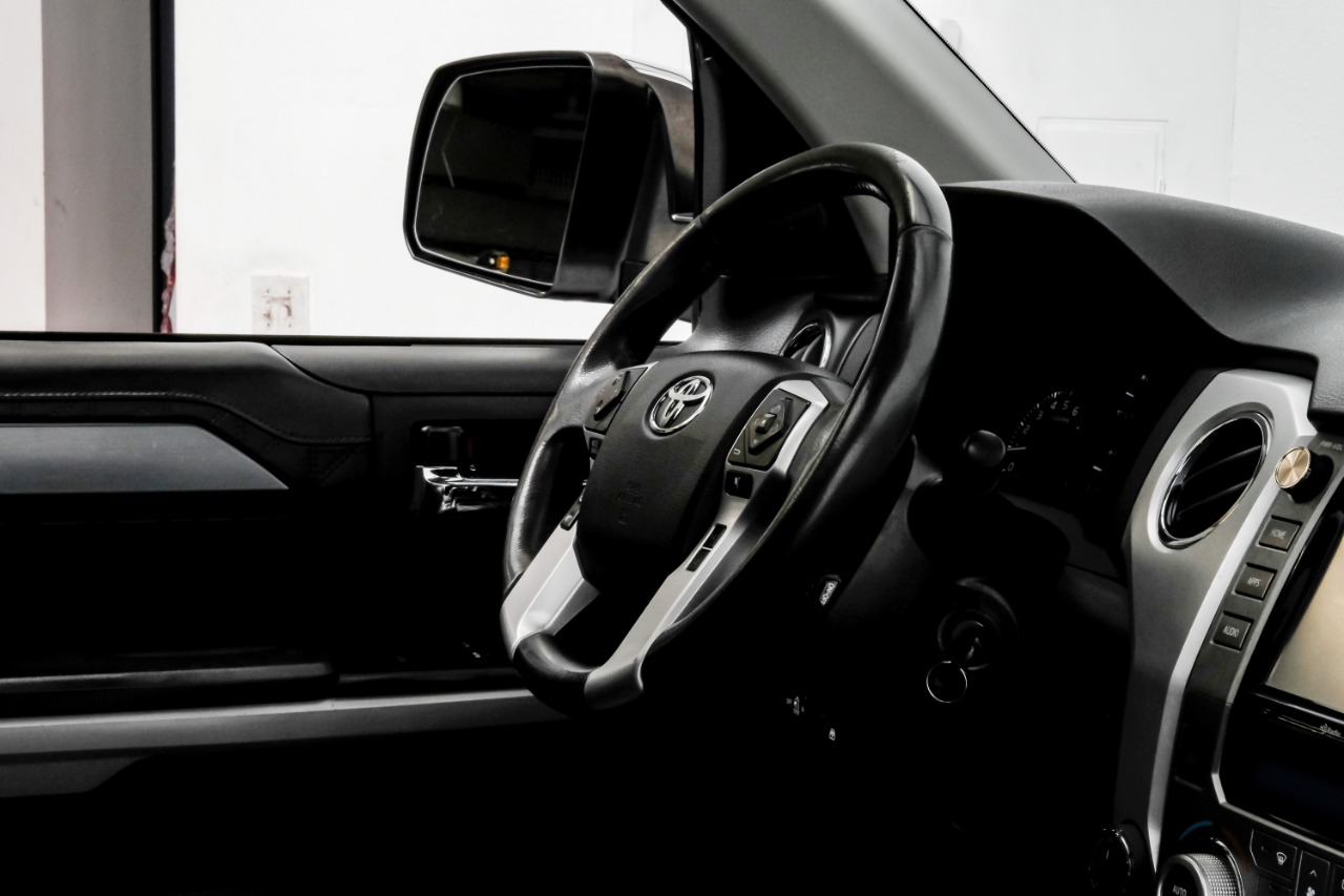 Toyota Tundra 4WD Platinum CrewMax 5.5' Bed 5.7L (Natl) 2019