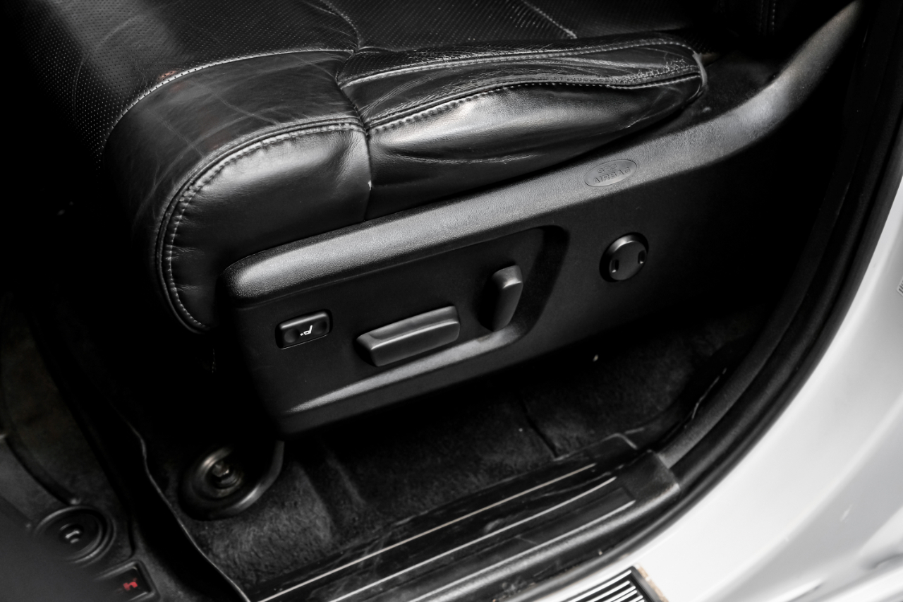 Toyota Tundra 4WD Platinum CrewMax 5.5' Bed 5.7L (Natl) 2019