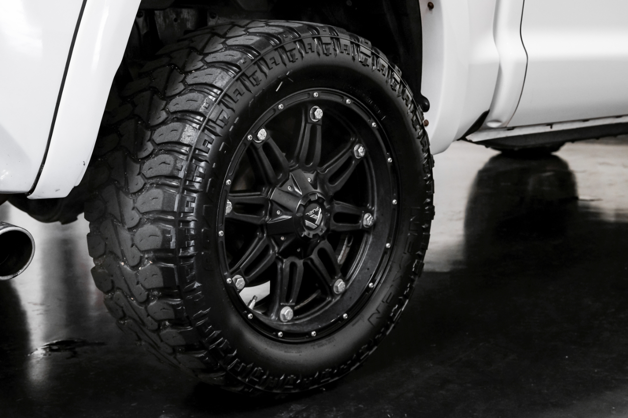 Toyota Tundra 4WD Platinum CrewMax 5.5' Bed 5.7L (Natl) 2019