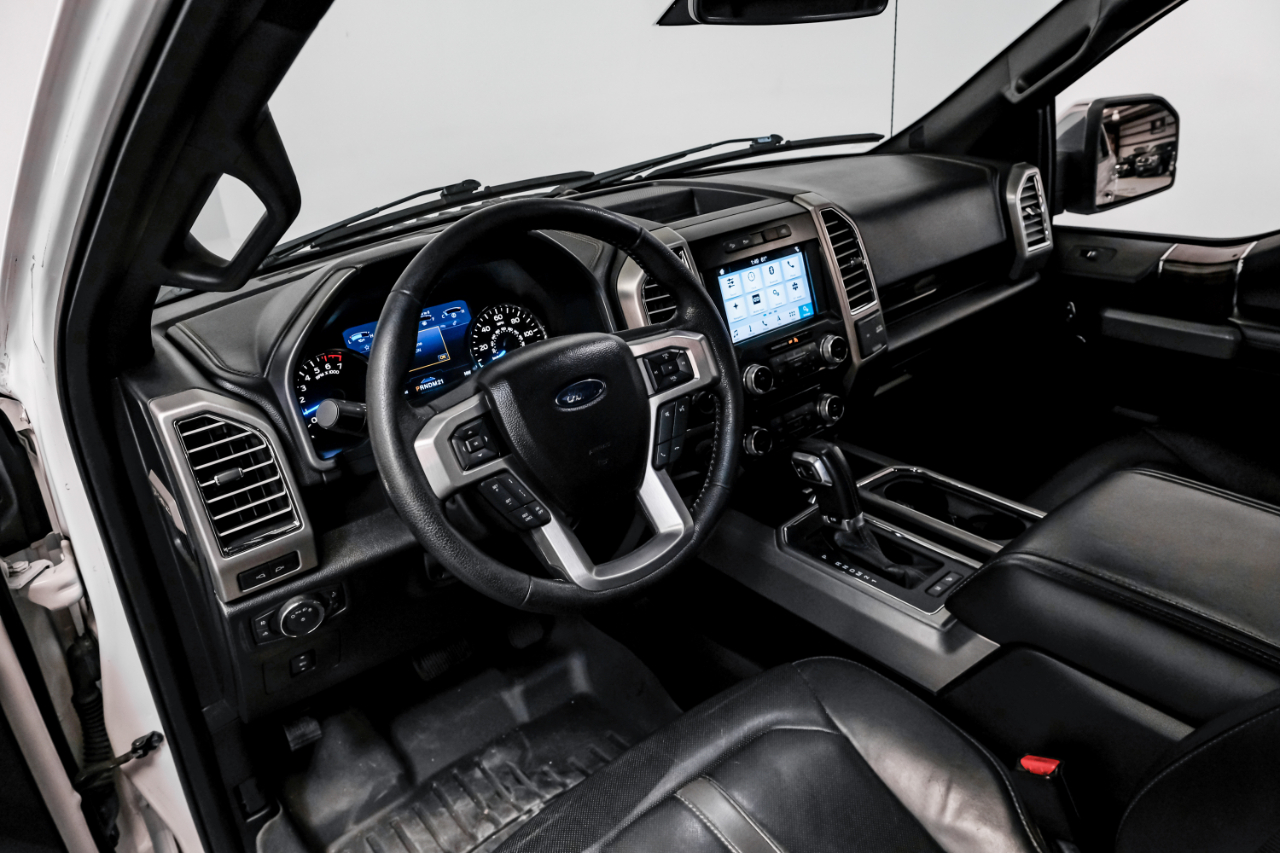 Ford F-150 Platinum SuperCrew 5.5-ft. Bed 4WD 2016