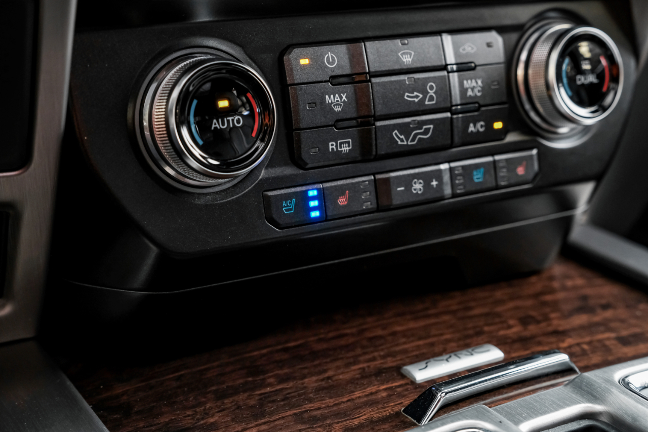 Ford F-150 Platinum SuperCrew 5.5-ft. Bed 4WD 2016