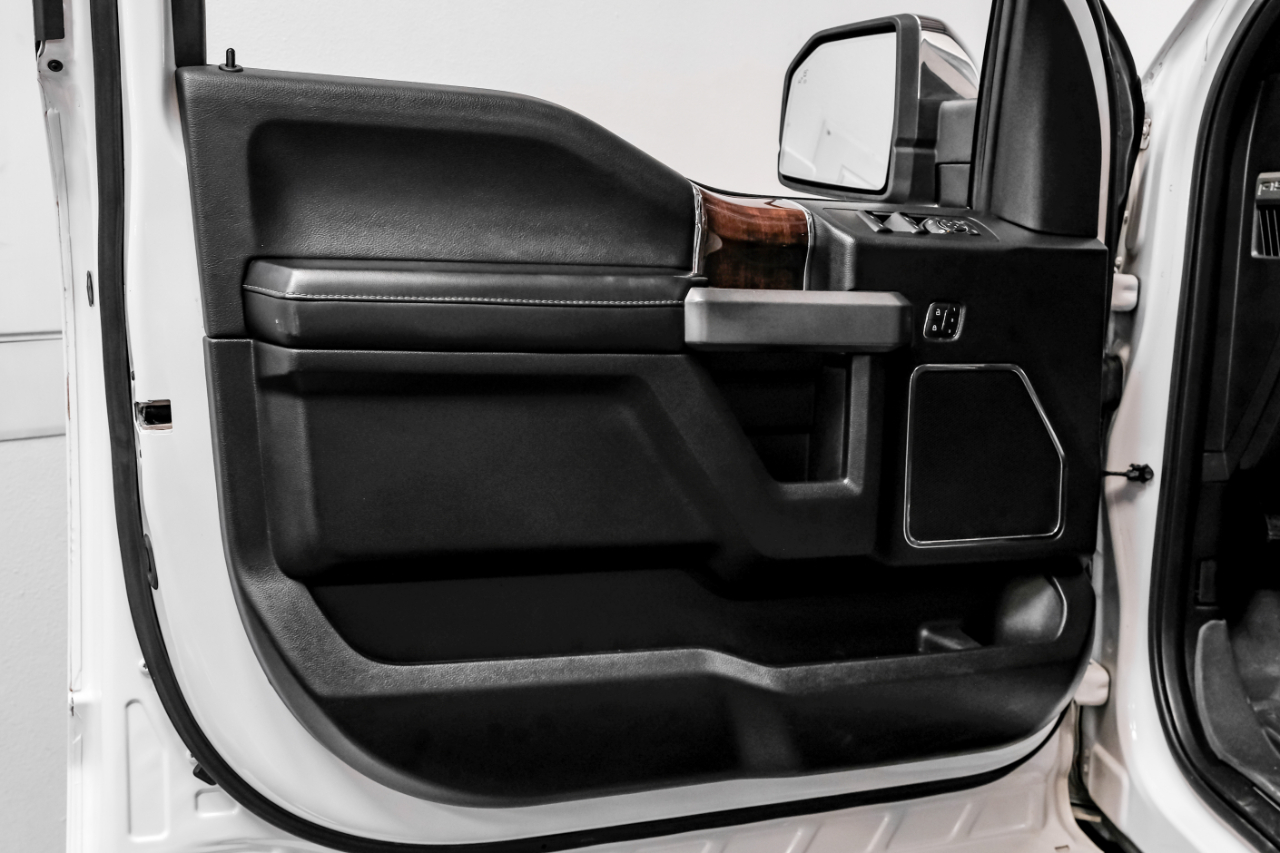 Ford F-150 Platinum SuperCrew 5.5-ft. Bed 4WD 2016