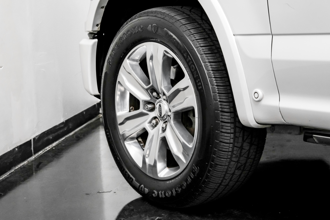 Ford F-150 Platinum SuperCrew 5.5-ft. Bed 4WD 2016