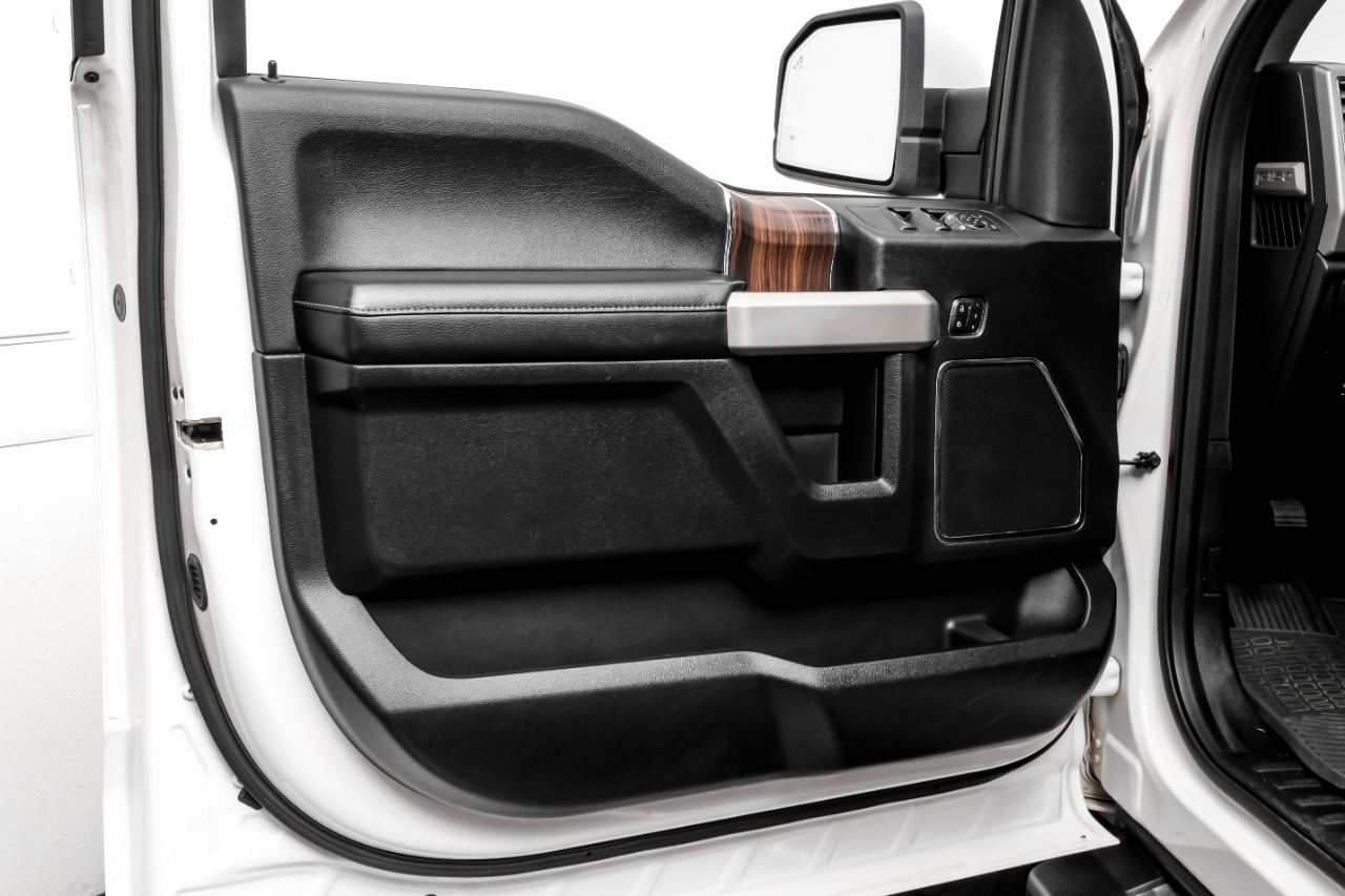 Ford F-150 4WD SuperCrew 139" Lariat 2016