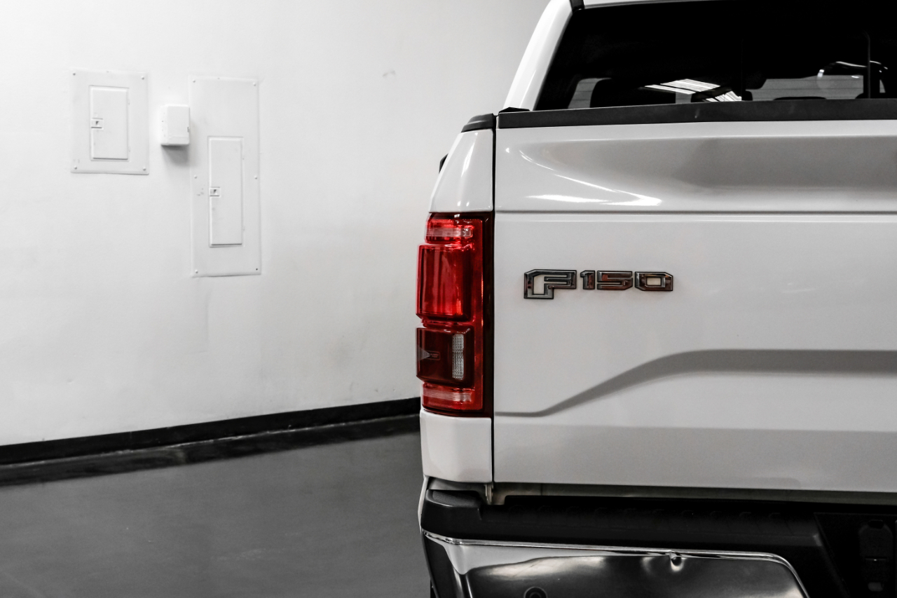 Ford F-150 4WD SuperCrew 139" Lariat 2016