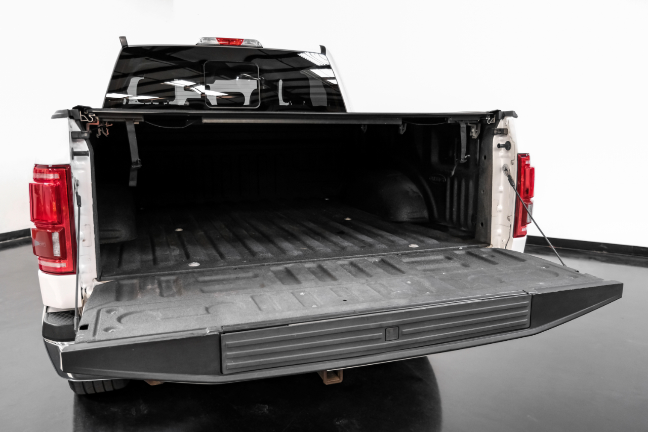 Ford F-150 4WD SuperCrew 139" Lariat 2016