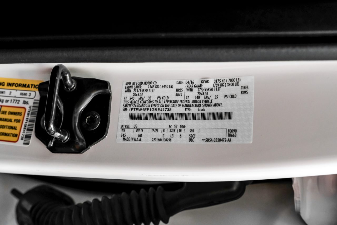 Ford F-150 4WD SuperCrew 139" Lariat 2016