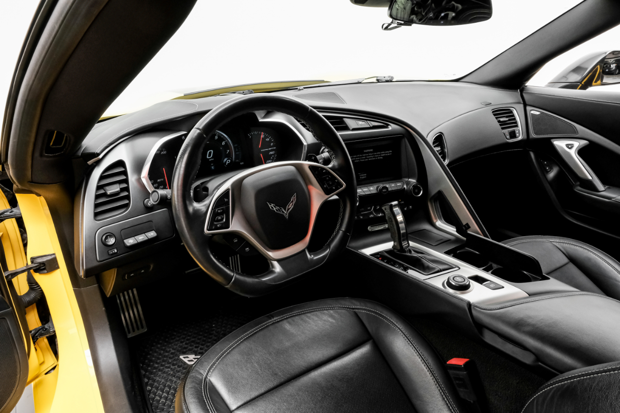 Chevrolet Corvette 2dr Grand Sport Cpe w/2LT 2017