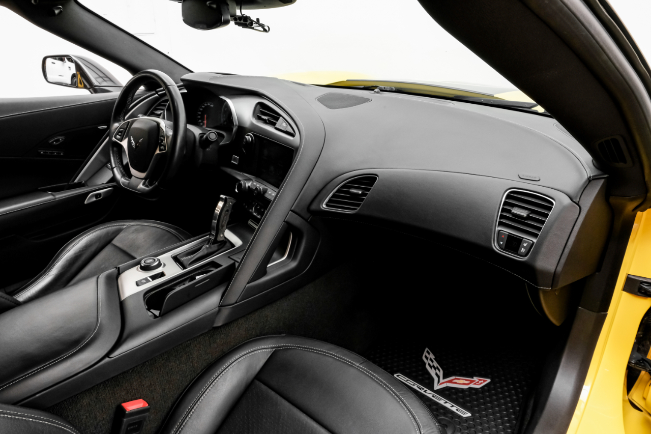 Chevrolet Corvette 2dr Grand Sport Cpe w/2LT 2017