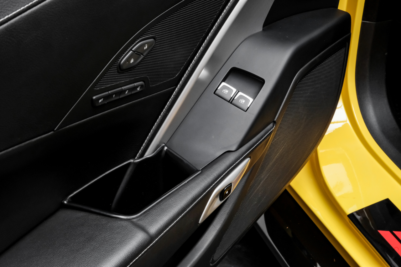 Chevrolet Corvette 2dr Grand Sport Cpe w/2LT 2017