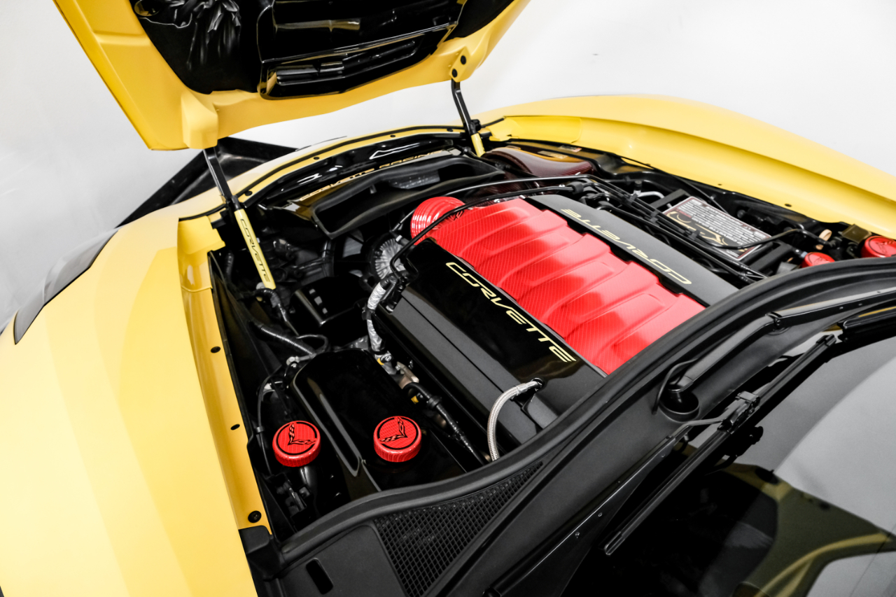 Chevrolet Corvette 2dr Grand Sport Cpe w/2LT 2017