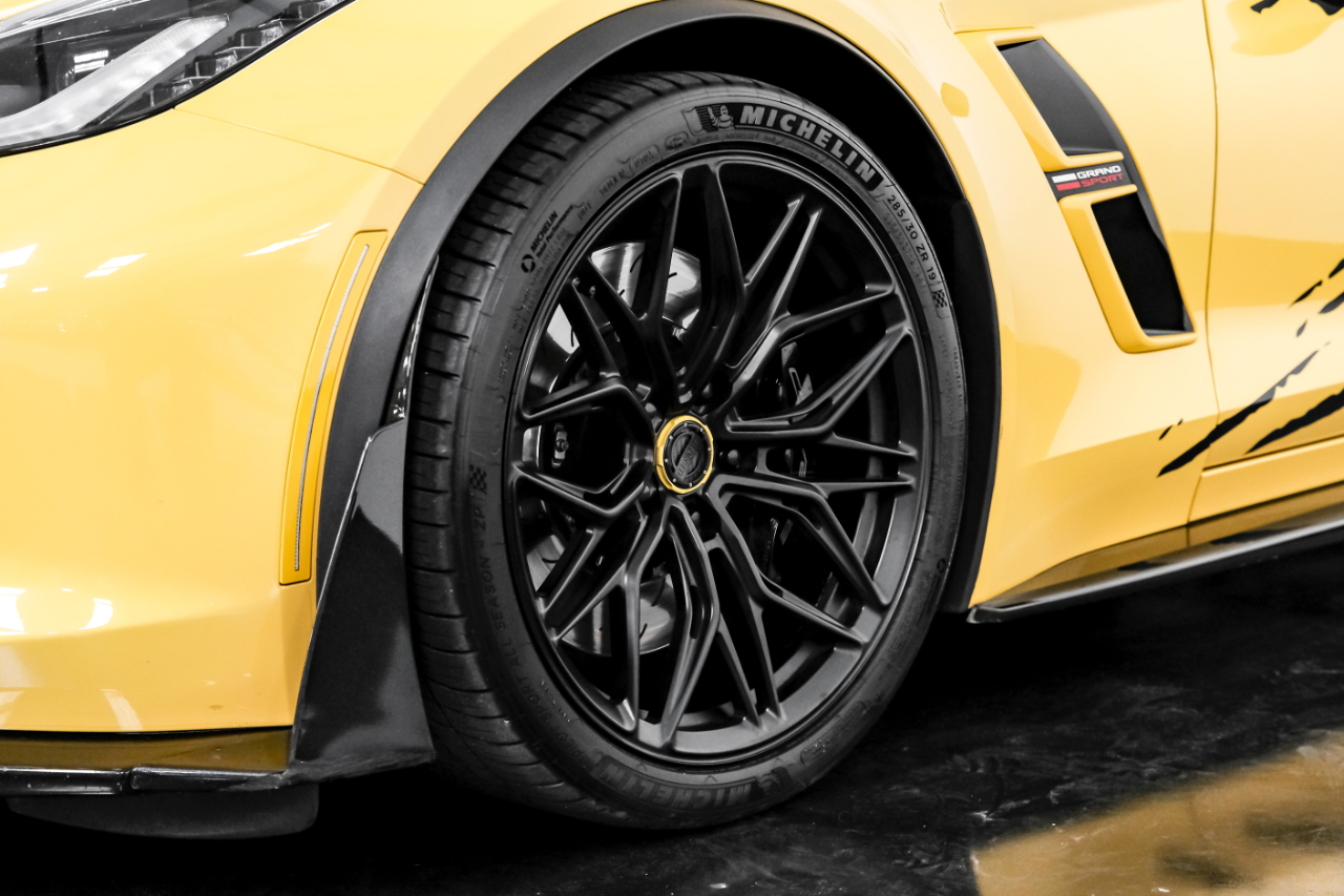 Chevrolet Corvette 2dr Grand Sport Cpe w/2LT 2017