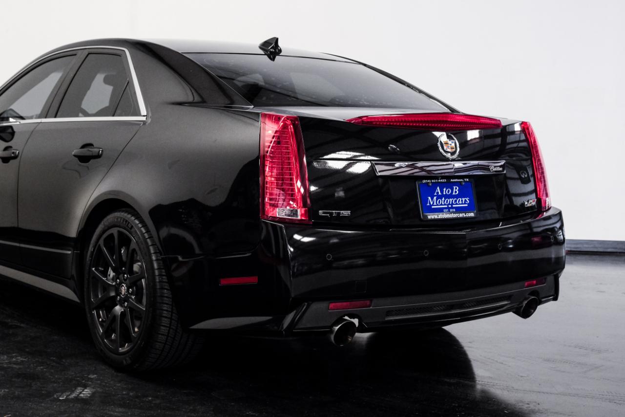 Cadillac CTS-V Sedan 4dr Sdn 2012