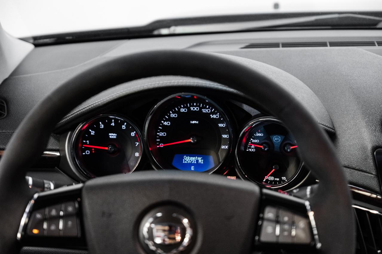 Cadillac CTS-V Sedan 4dr Sdn 2012