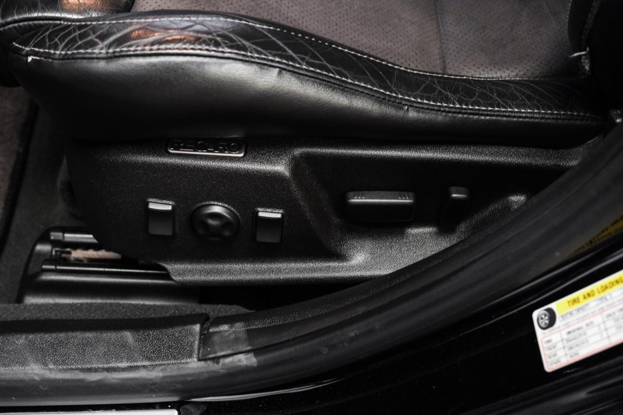 Cadillac CTS-V Sedan 4dr Sdn 2012