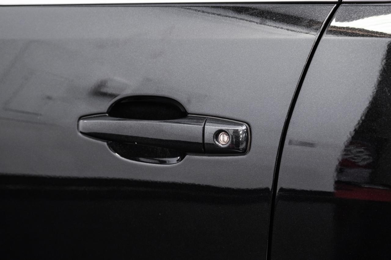 Cadillac CTS-V Sedan 4dr Sdn 2012