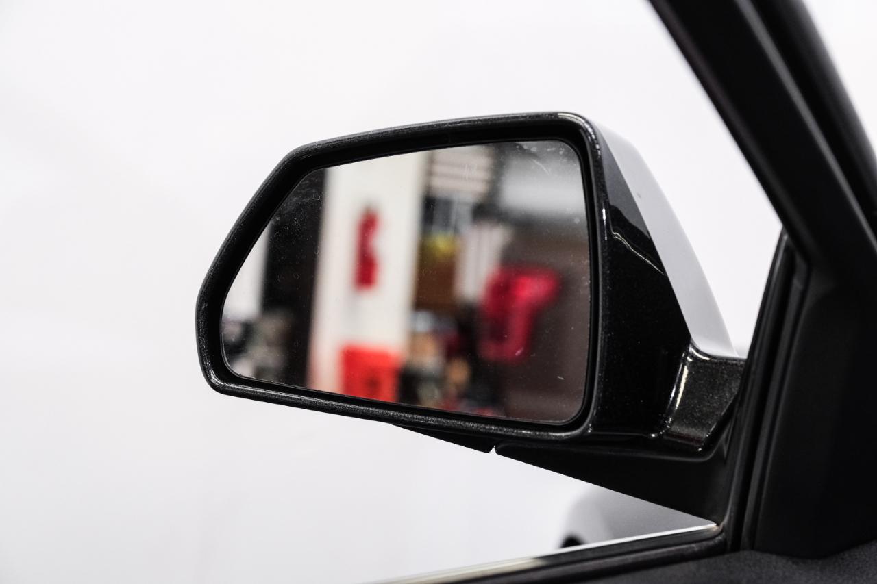 Cadillac CTS-V Sedan 4dr Sdn 2012